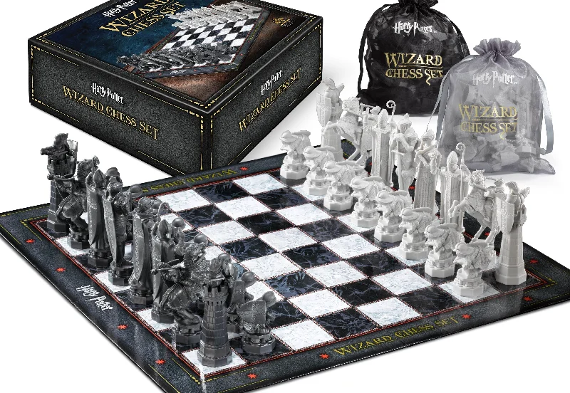 Harry Potter: Wizard Chess Set