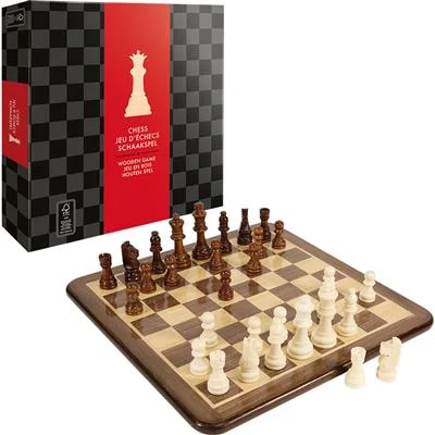 LUXURY WOODEN CHESS SET