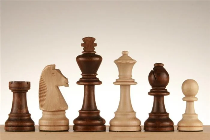 3 7/8" Standard Staunton Chess Pieces #7