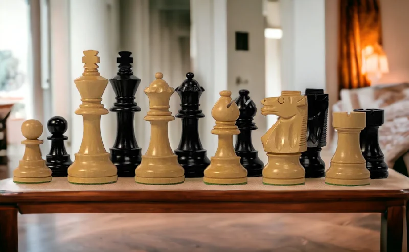 4" British Boxwood & Ebonised Chess Pieces