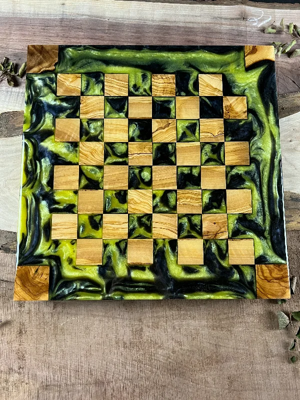 Hufflepuff House Olive Wood Chessboard