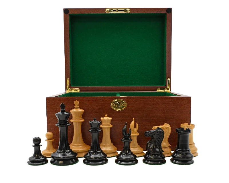 Leuchars Cooke Chessmen and Mahogany Hinge Box