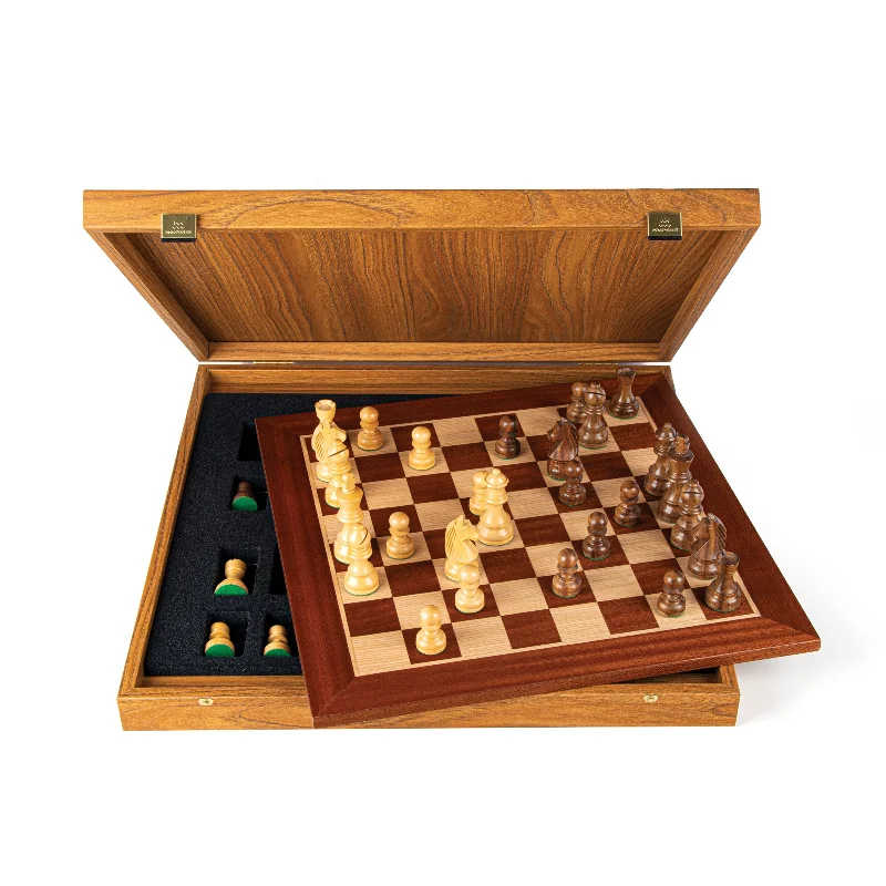 Mahogany Chess Set - 50x50cm with Staunton Chessmen (8.5cm King)