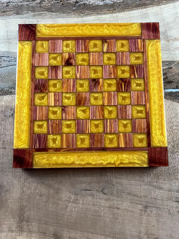 Pure Gold Cedar Chess Board (With Border)