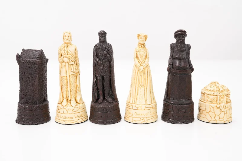 Scottish Chess Pieces by Berkeley - Russet Brown