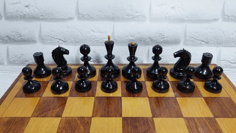 Soviet chess Valdai. Chess pieces in very good condition. Excellent gift for men, chess lovers and collectors!