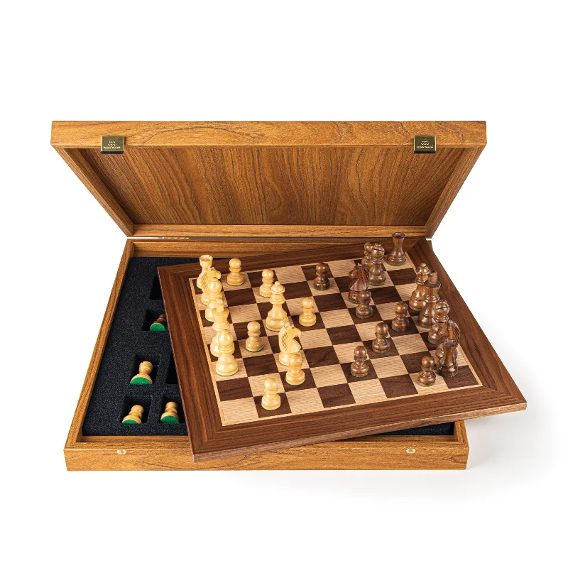 Walnut Chess Set - 40x40cm with Staunton Chessmen (8.5cm King)