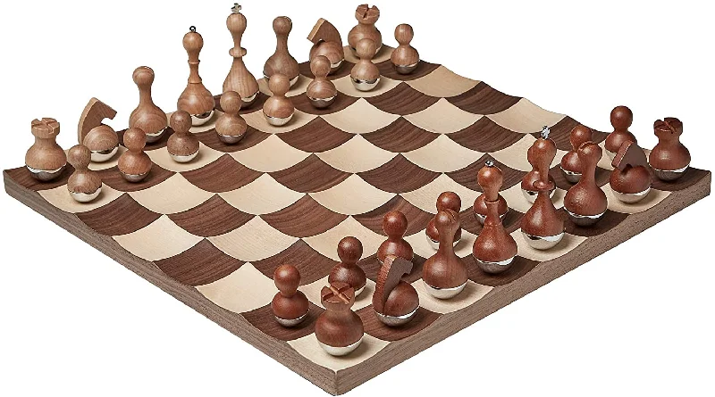 Wobble Chess Set